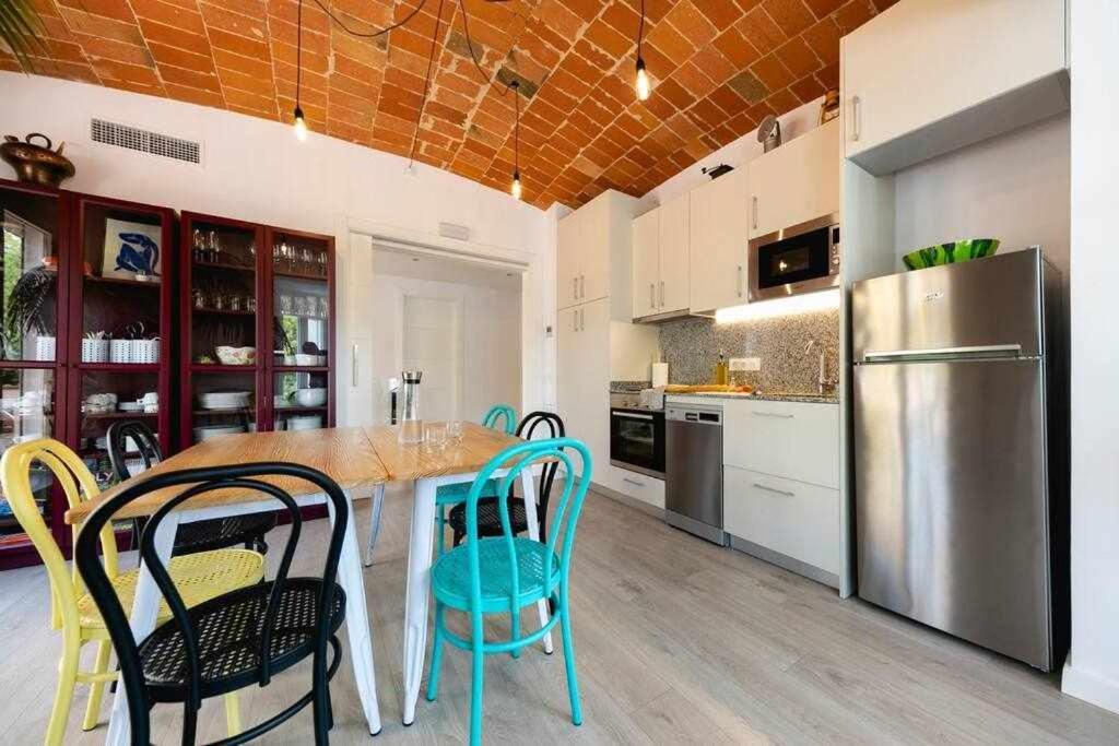 Newly Renovated Room W Pool & Bikeparking Girona Exterior photo