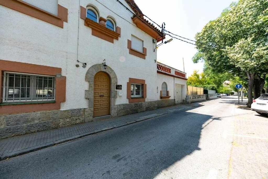 Newly Renovated Room W Pool & Bikeparking Girona Exterior photo