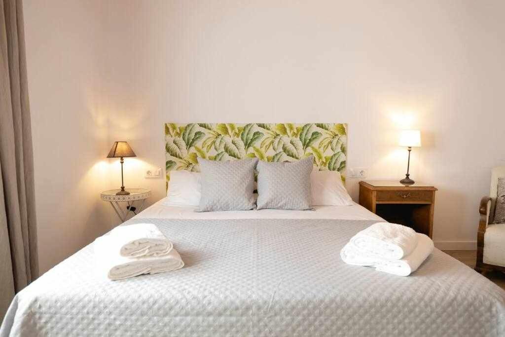 Newly Renovated Room W Pool & Bikeparking Girona Room photo