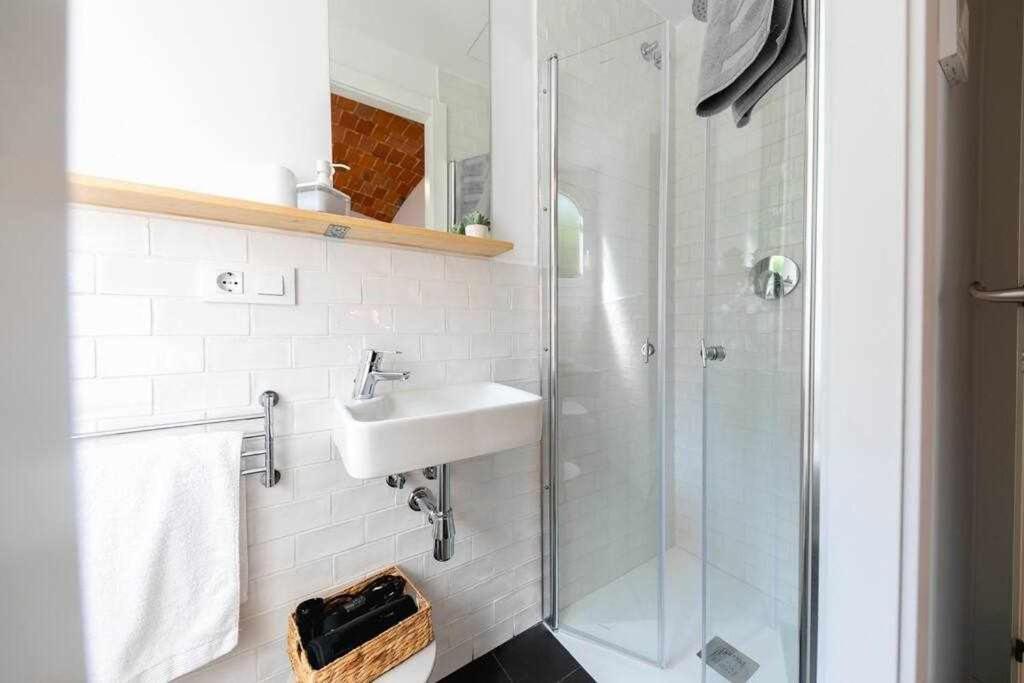 Newly Renovated Room W Pool & Bikeparking Girona Room photo